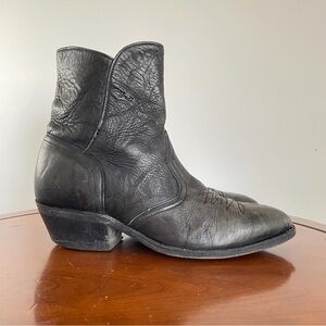 Boulet Mens Ranch Distressed Brown Short Western Cowboy Boot | US 8